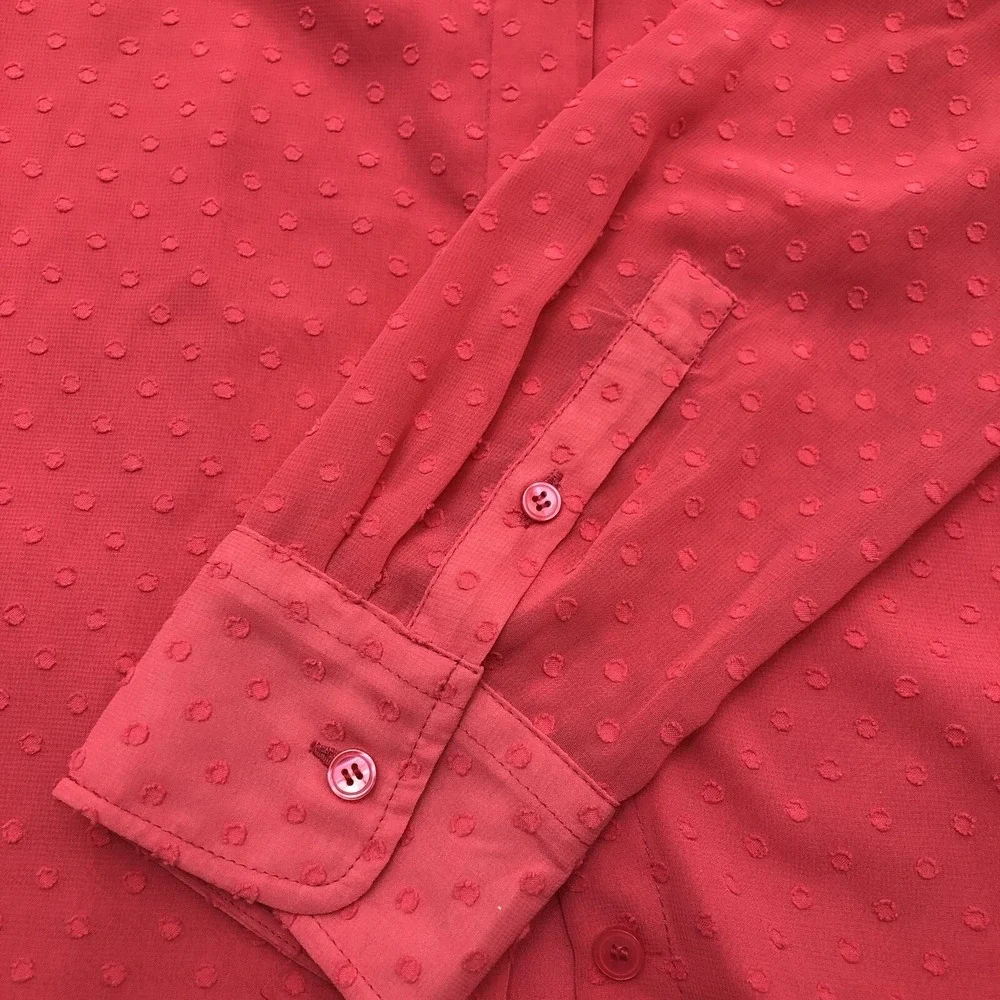 Talbots Button‎ Shirt Womens XS Pink Polka Dot Textured Sheer side slits